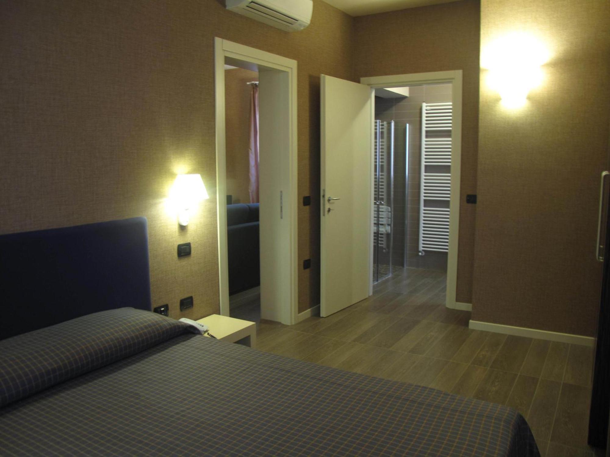 Hotel Locanda Stendhal Колорно Екстер'єр фото