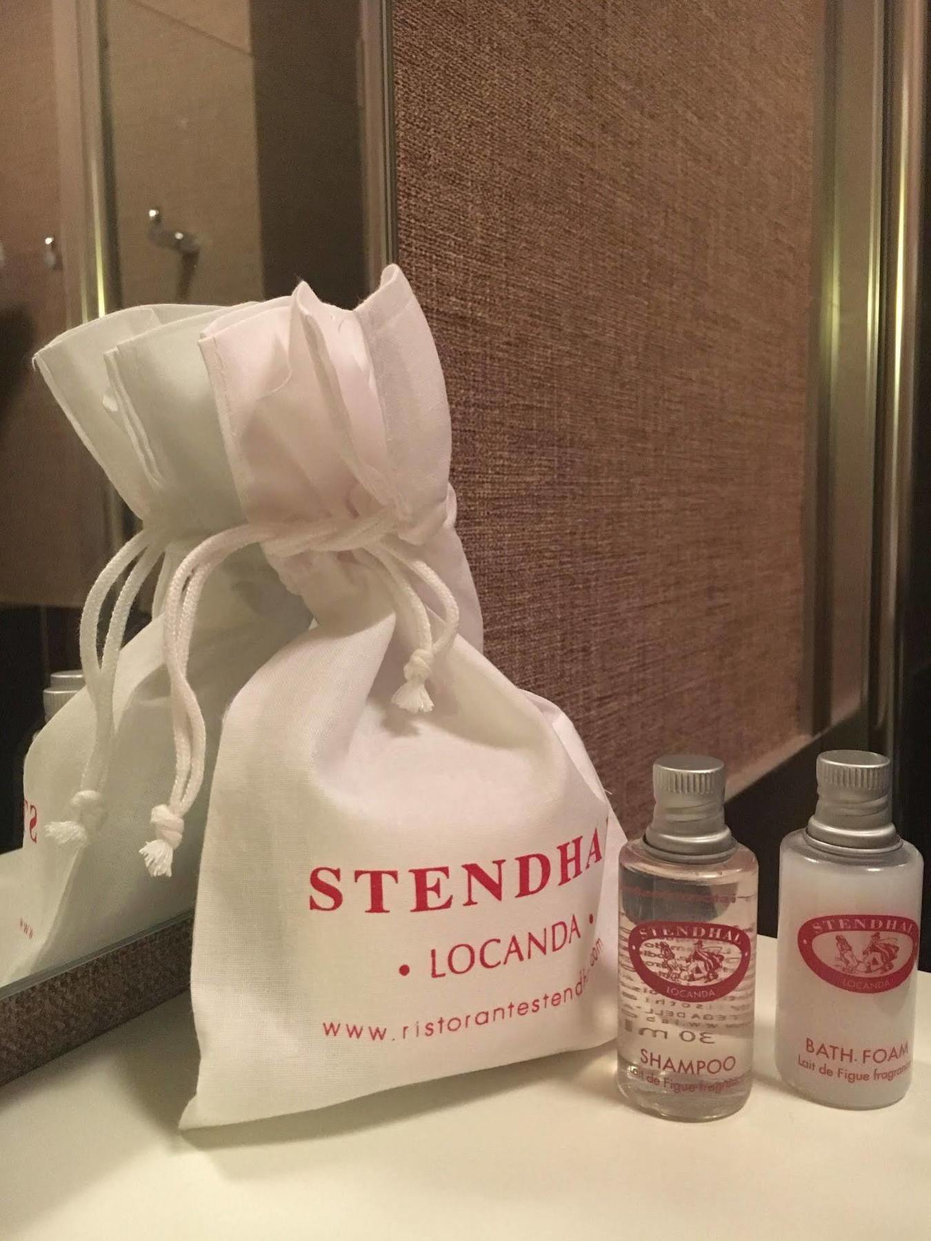 Hotel Locanda Stendhal Колорно Екстер'єр фото