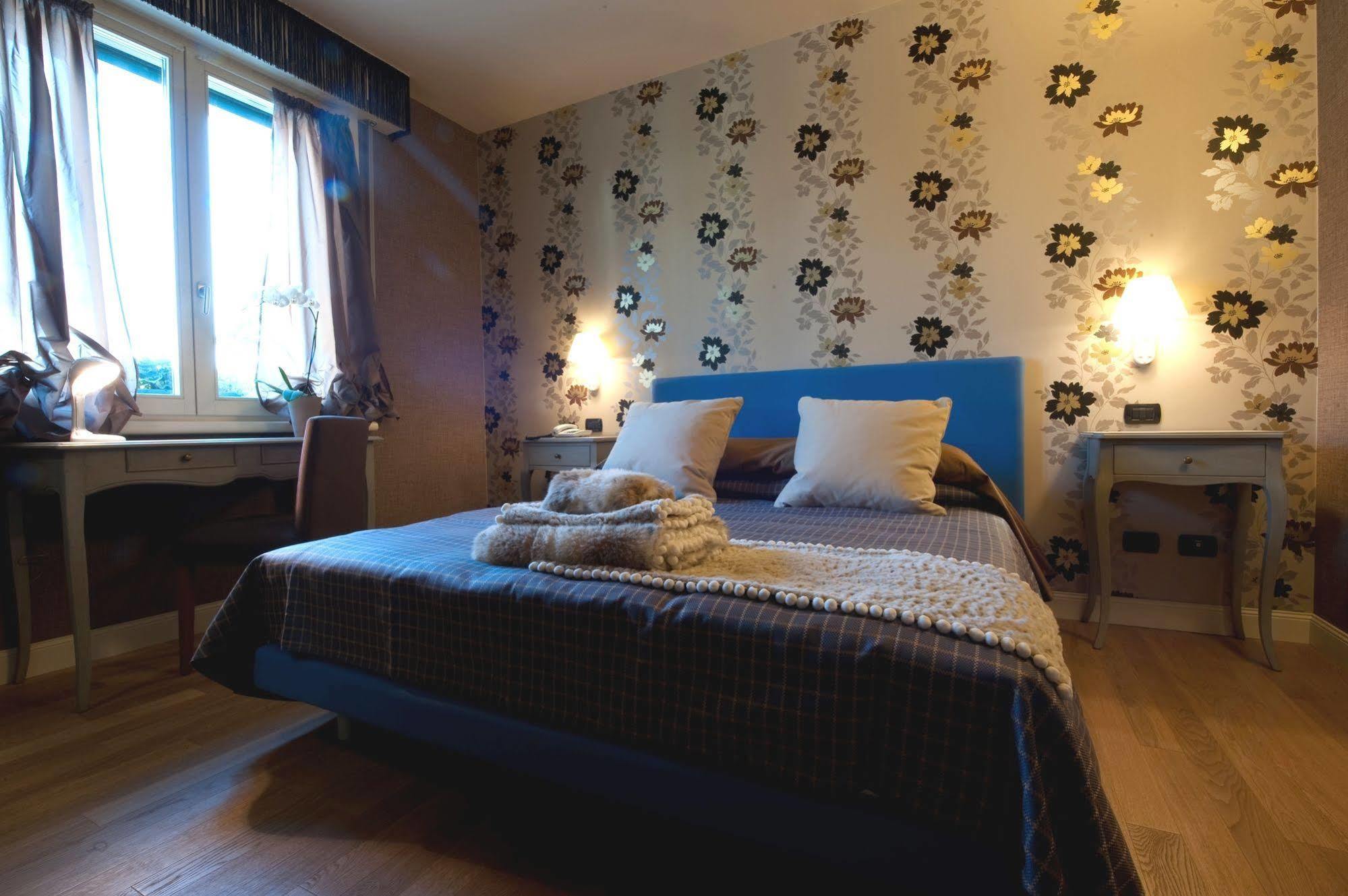 Hotel Locanda Stendhal Колорно Екстер'єр фото